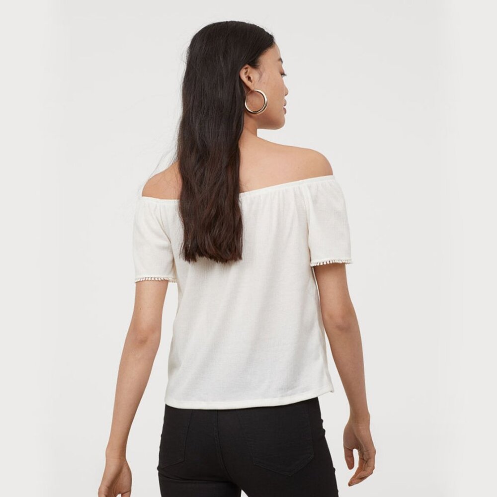 H&M Divided Off The Shoulder Crochet Detail Front Blouse in White Size XS - Picture 7 of 11